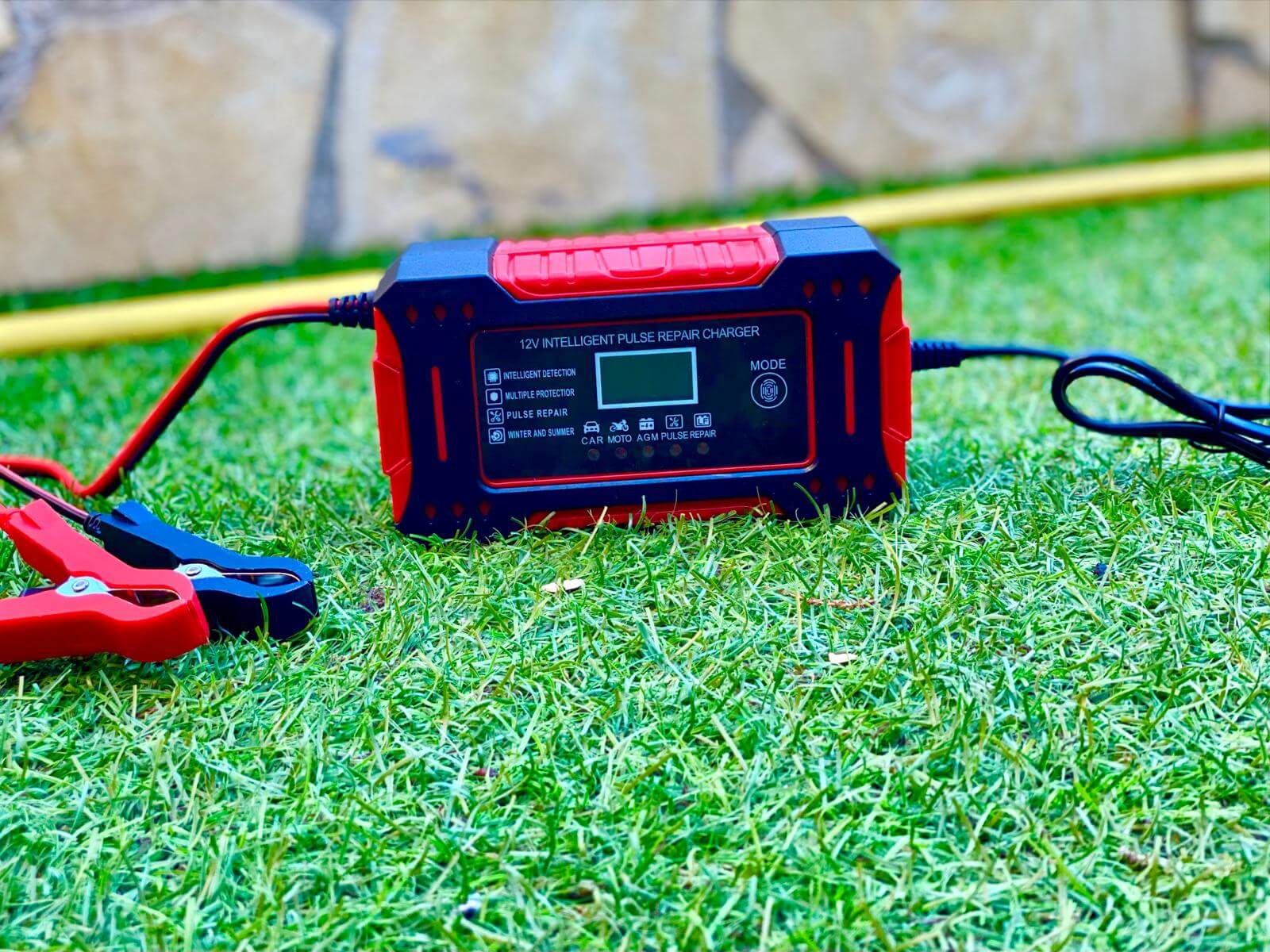 Cargador de batería inteligente para coche, unidad de carga de batería para coche y motocicleta, pantalla LCD de reparación de batería de plomo-ácido, 6A, 12V